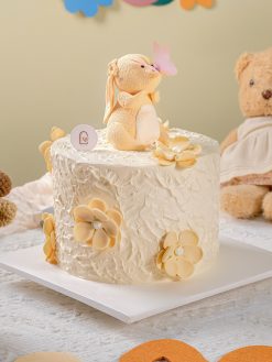 Gato Thỏ và Bướm